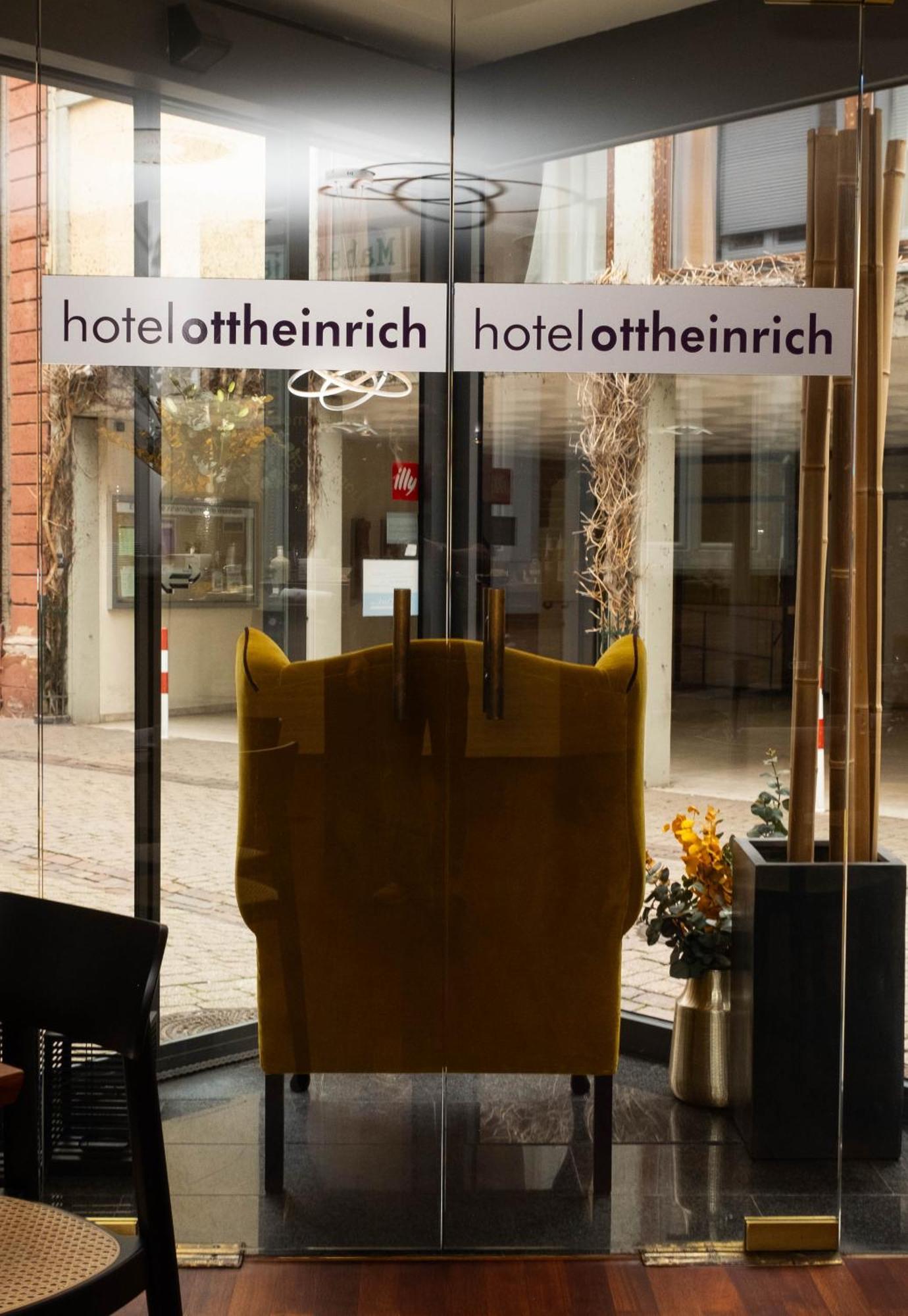Hotel Ottheinrich Weinheim Buitenkant foto