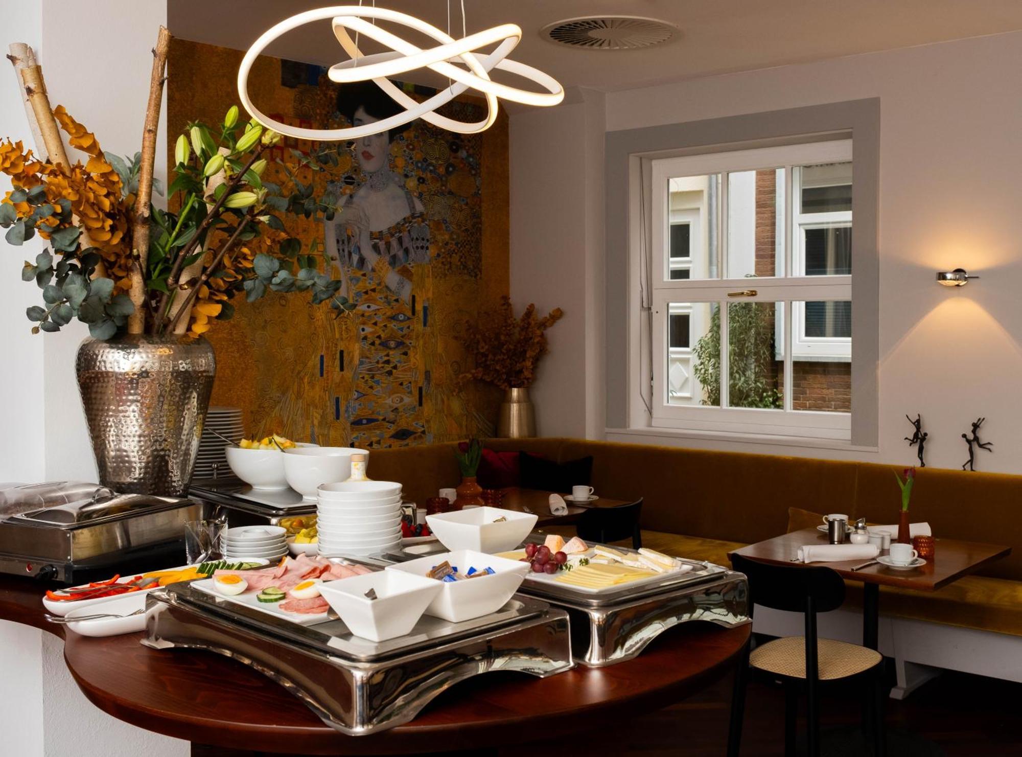 Hotel Ottheinrich Weinheim Buitenkant foto